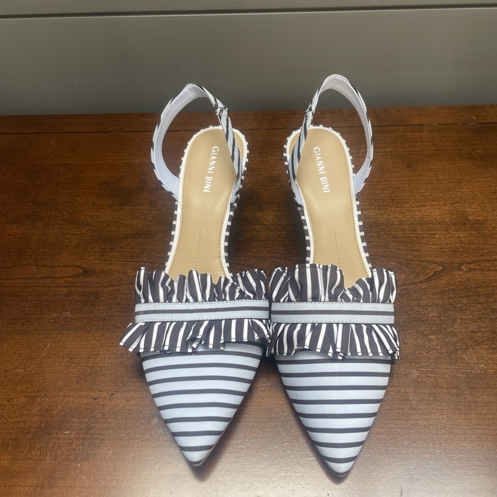 Gianni Bini Women Pointed Toe Stripped Ruffle Sling Back Size 10 M Tres Chic! - Picture 3 of 12